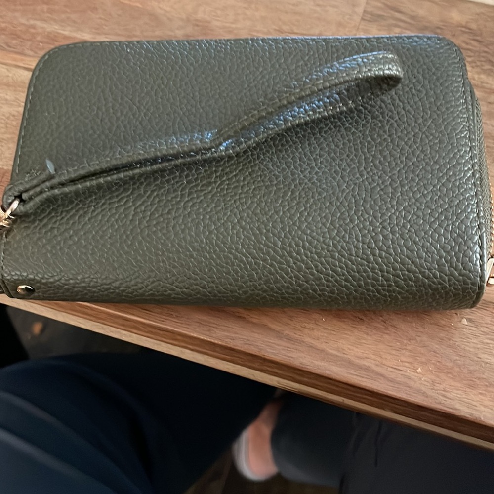 Wallet - Picture 3 of 5
